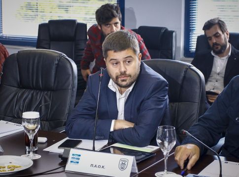 Ο Γκαγκάτσης διαμαρτύρεται, ο Μπέος κάνει ότι δεν βλέπει…