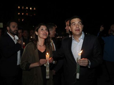 ΣΥΡΙΖΑ: Τις καθημερινές άθεοι, Κυριακές και εορτές Χριστιανοί