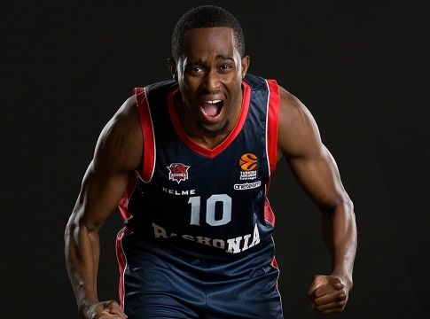 Μπαρτσελόνα – Εφές: Ο Μπομπουά «ντρόπιασε» τον Πάνγκος