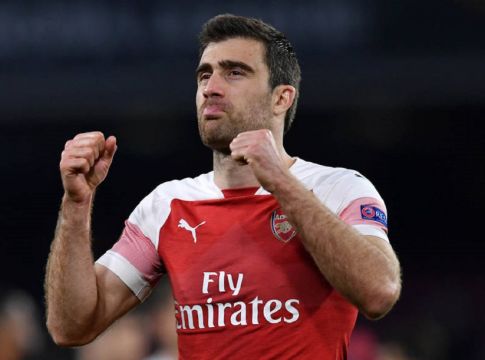 Οι αποδόσεις των Άγγλων μπουκ για την αποχώρηση του Σωκράτη από την Άρσεναλ