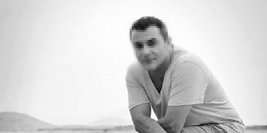 Ο Ελληνας τραγουδιστής με τα χίλια πρόσωπα – Ο φυγάς που υποδύθηκε τον γιο της Τσοπέη και τον κουμπάρο του Μπάρκουλη