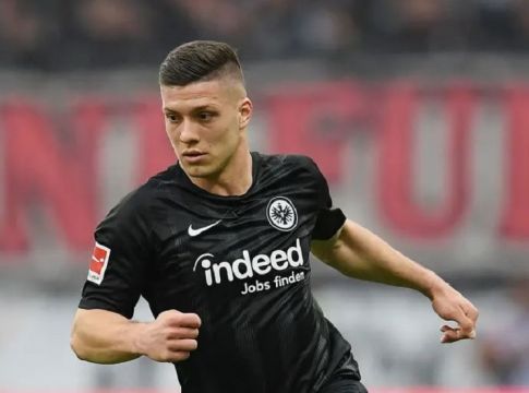 Σε προχωρημένες επαφές με Γιόβιτς η Ρεάλ