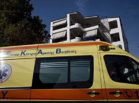Τρίκαλα: Νεκρός 15χρονος που έπεσε από τον 4ο όροφο