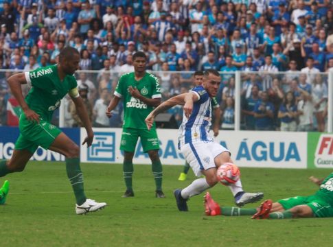 Τσαπεκοένσε: «Το VAR μας στέρησε το πρωτάθλημα» (vid)