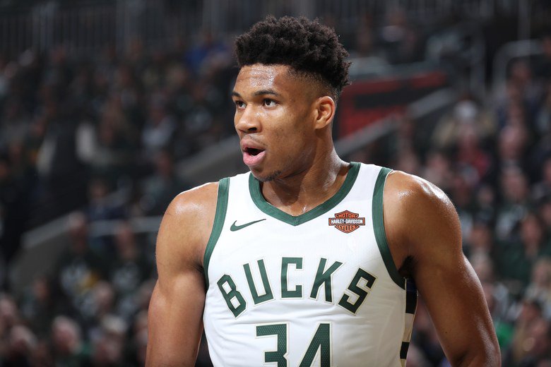 Γιάννης Αντετοκούνμπο: O «Greek Freak» κυκλοφορεί.. ελεύθερος! (vid)