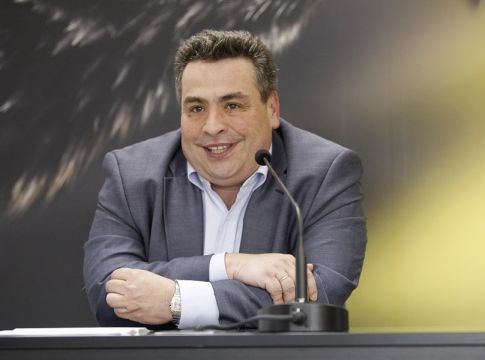 Δημάτος: «Σπίτι μας θα ζήσουμε ακόμα περισσότερα» (pic)