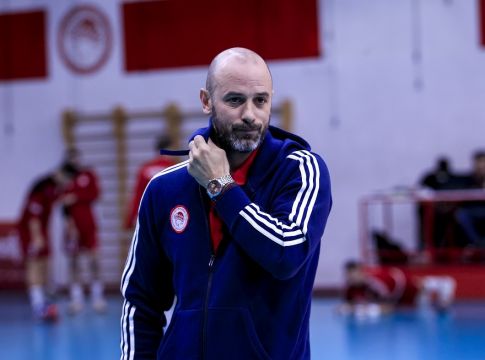 Ζαραβίνας: «Με σοβαρότητα μέχρι του τελικούς»