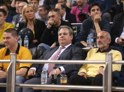 Γουλιέλμος: «Τόσα λεφτά χρειάζονται για να λυθούν τα μπαν»