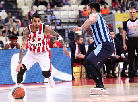 LIVE: Ολυμπιακός – Κολοσσός 95-74 (Τελικό)