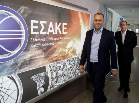 Ο Ολυμπιακός έβγαλε στη… σέντρα την ΚΕΔ και με αποδείξεις
