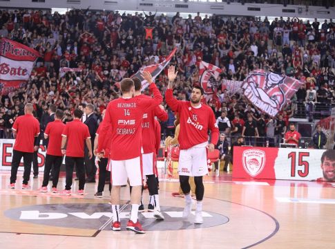 Έρευνα στον Ολυμπιακό για χρωστούμενα σε παίκτες