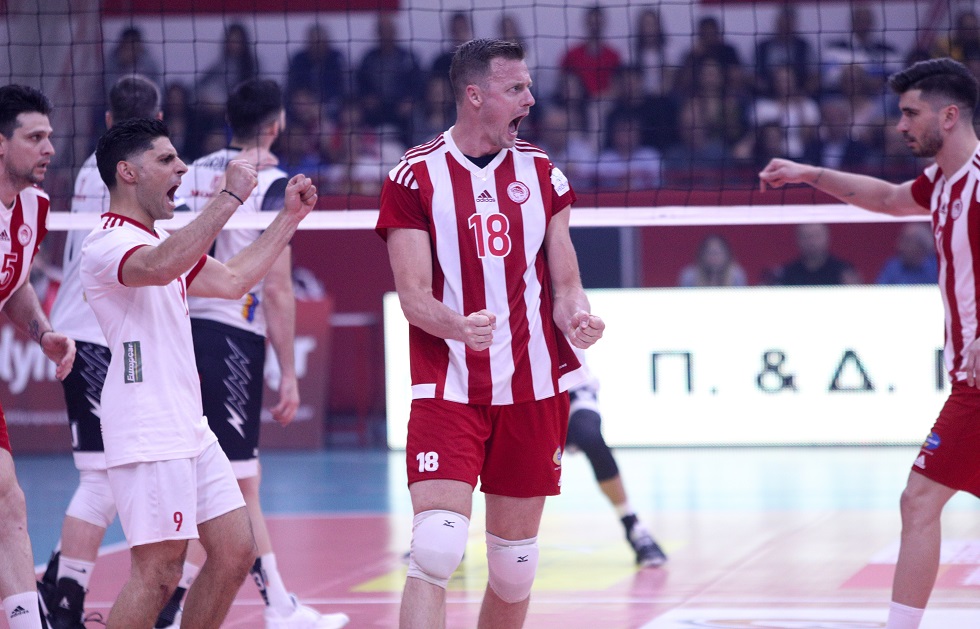 LIVE: Ολυμπιακός – ΠΑΟΚ 3-0 (26-24, 25-23, 25-23)