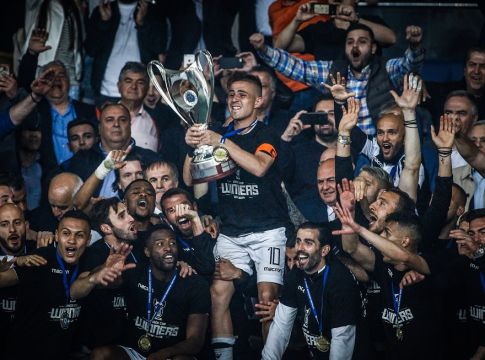 Τελικοί με κόσμο, αλλά χωρίς απονομή κυπέλλου