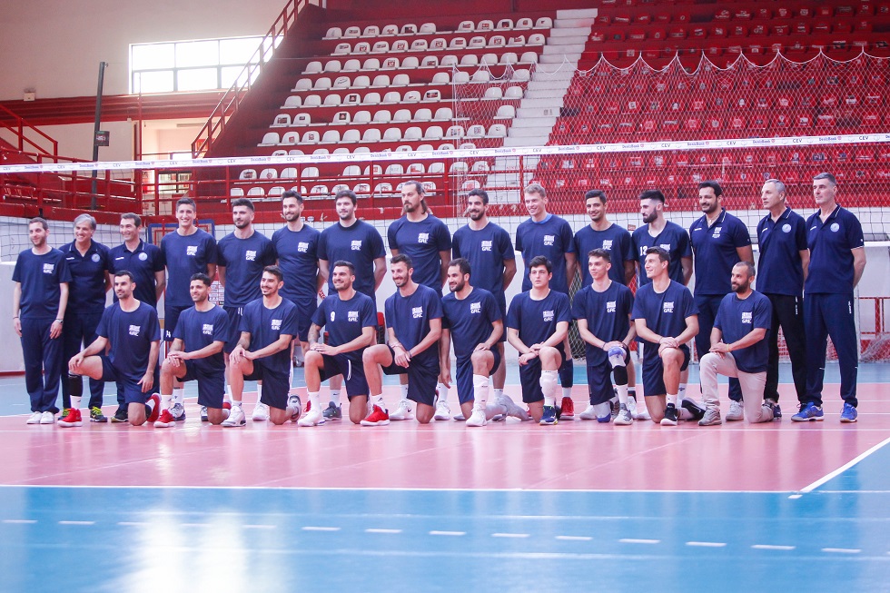 Στο Ίνσμπρουκ με ταλαιπωρία η Εθνική Ανδρών