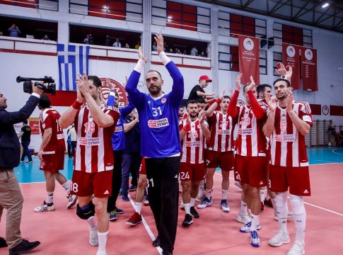 Ζαραβίνας: «Κάναμε το 1-0, αλλά η σειρά έχει ακόμα πολύ δρόμο»