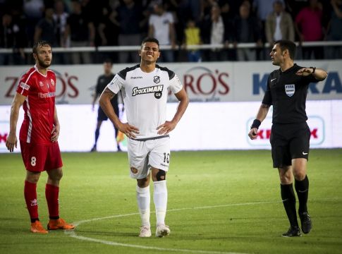 Γιακουμάκης: «Πάνω στην πίεση του αγώνα αντέδρασα ανόητα και αυτό δεν με αντιπροσωπεύει» (pic)