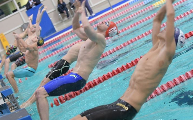 Κολύμβηση: Πανελλήνιο ρεκόρ ο Απόστολος Σίσκος στα 200μ ύπτιο
