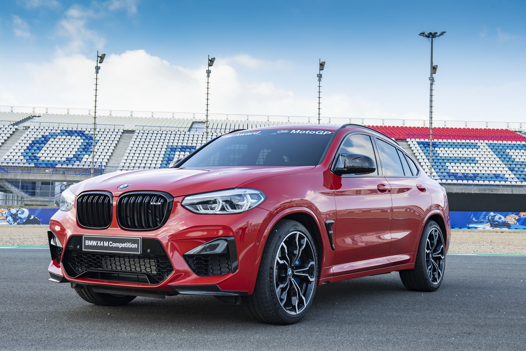 Η νέα BMW X4 M competition αποτελεί το BMW M Award