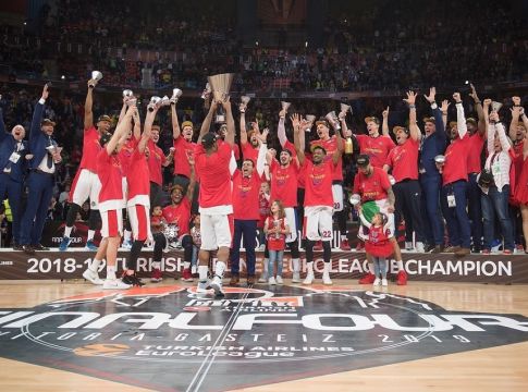 ΤΣΣΚΑ: Η απονομή της πρωταθλήτριας Ευρώπης (vid+pics)