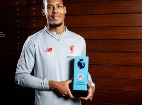 Βίρτζιλ Φαν Ντάικ: Αναδείχθηκε κορυφαίος παίκτης της Premier League