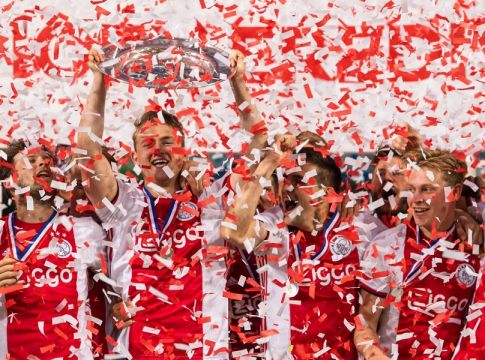 Άγιαξ: «Παιδιά, μην αλλάξετε ποτέ»