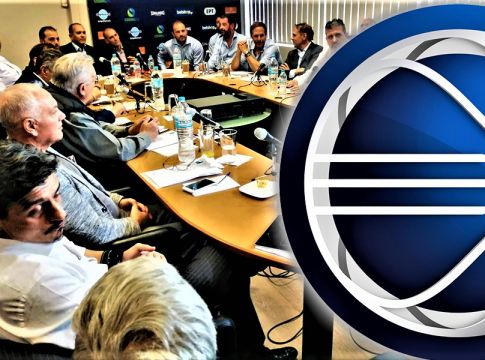 ΕΣΑΚΕ: Από το ΣΕΦ στο… Δελφινάριο