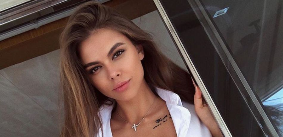 Η Viki Odintcova μοιράζει πολλαπλά εγκεφαλικά