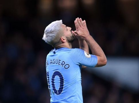 Το απίστευτο δοκάρι του Αγκουέρο (vid)