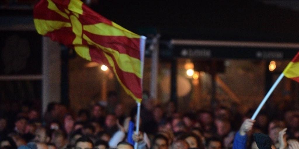 Σκόπια: Κρίσιμος β’ γύρος εκλογών – Μια μάχη που μπορεί να κρίνει και τη συμφωνία των Πρεσπών