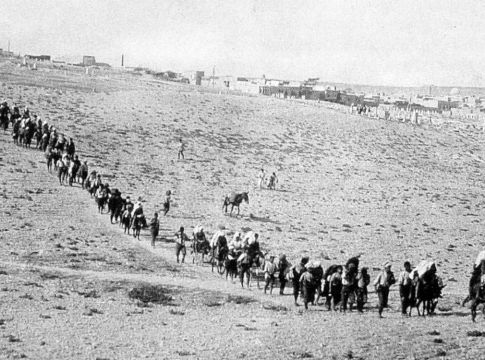 Τιμάμε τη μνήμη των προγόνων μας, αφήνοντας τις σκέψεις μίσους και εκδίκησης