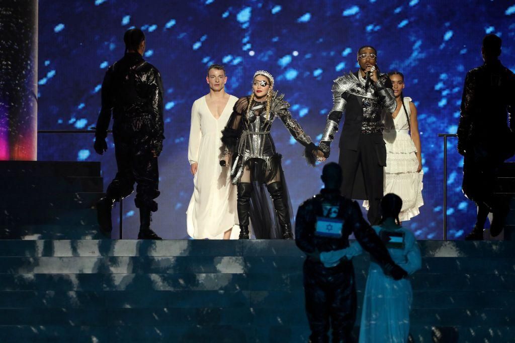 Madonna: Σκιά του εαυτού της στη Eurovision