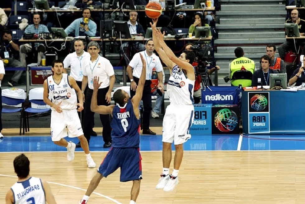 Η FIBA ευχήθηκε στον Δημήτρη Διαμαντίδη (vid)