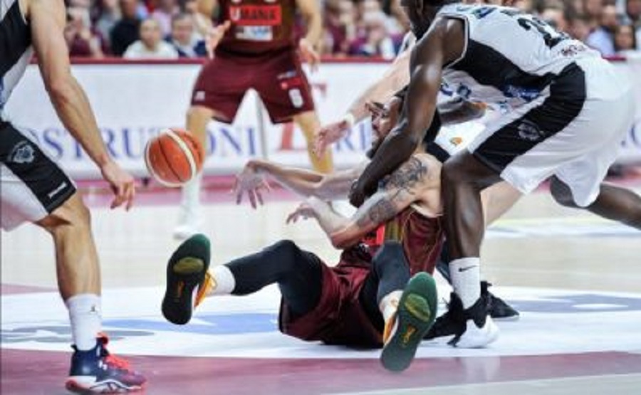 Μία από τα ίδια στο game 5 | to10.gr Μία από τα ίδια στο game 5 | to10.gr