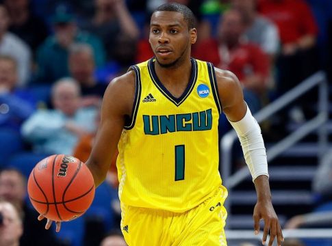 Ανακοίνωσε τον Κρις Φλέμινγκς το Περιστέρι