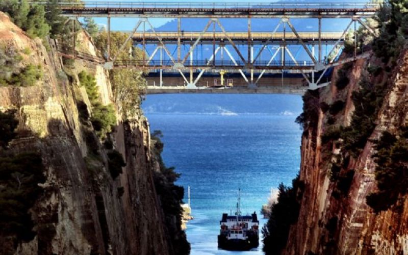 Νέα τραγωδία: Γυναίκα έπεσε από τη Διώρυγα της Κορίνθου