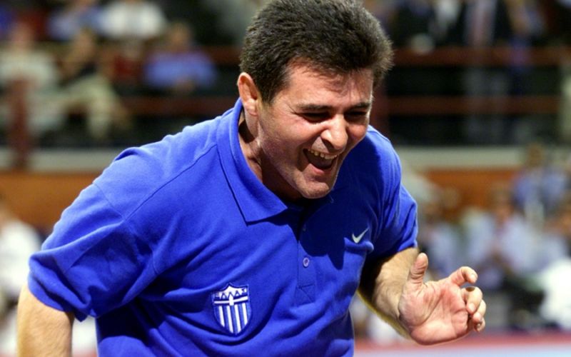 Μπάμπης Χολίδης: Η λαμπρή ιστορία του κορυφαίου παλαιστή