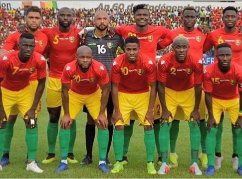 Βασικός ο Καμαρά στην ισοπαλία της Γουινέας (vid)