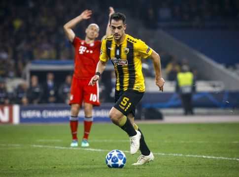 Έτοιμος για υπογραφές στην Λα Κορούνια ο Λαμπρόπουλος