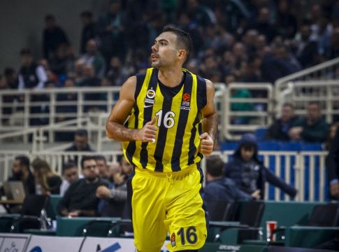 «Δεύτερο φαβορί ο Παναθηναϊκός για Σλούκα»