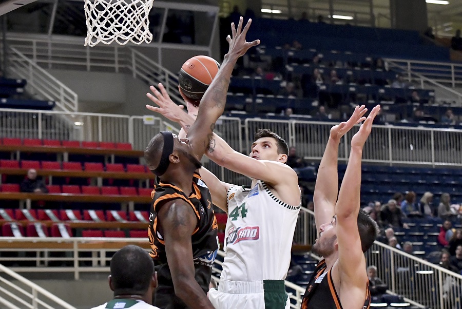 Ξεκίνημα στους τελικούς με ξεκάθαρο φαβορί