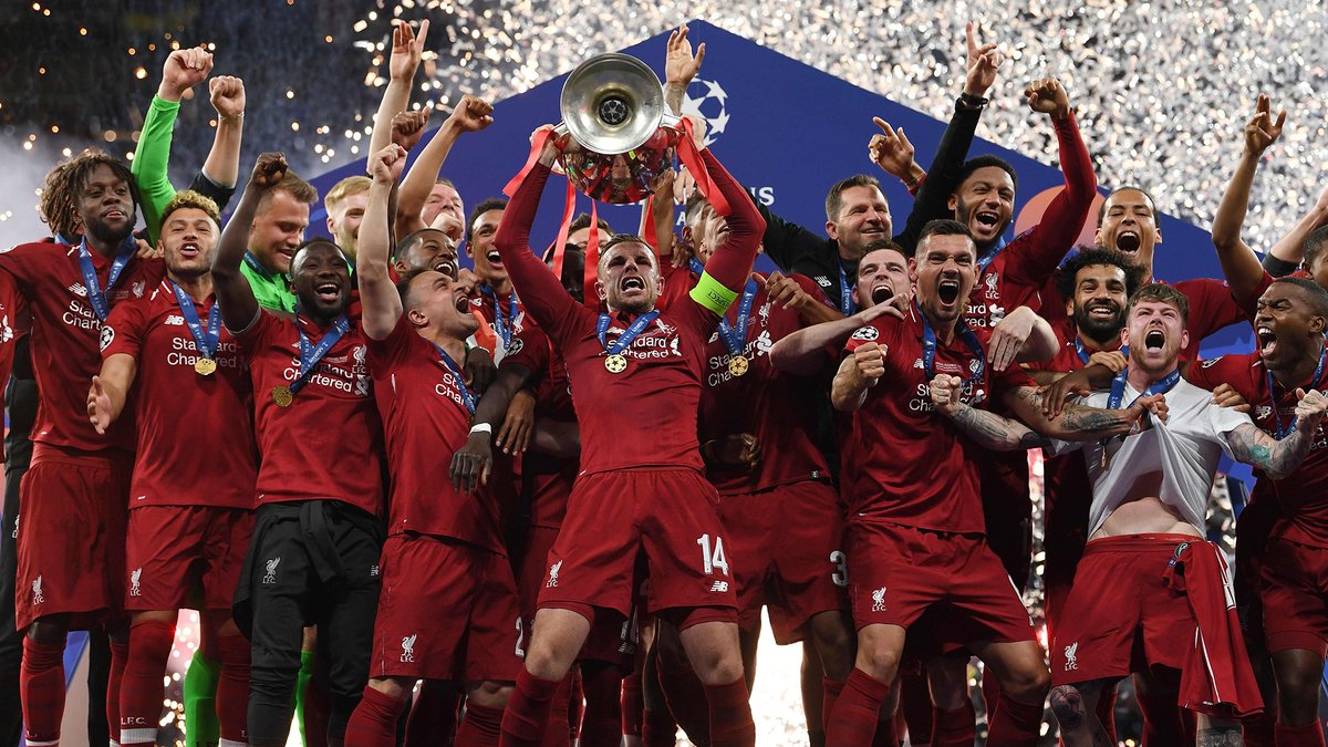 Στον… 6ο ουρανό: Η απονομή της κούπας στη Λίβερπουλ και οι πανηγυρισμοί (pics/vids)