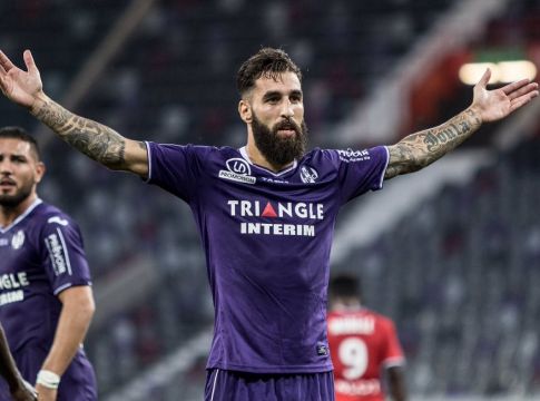 «Μπεσίκτας και Μπασακσεχίρ θέλουν Ντουρμάζ»