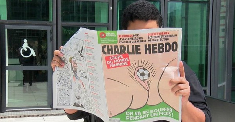 Σάλος με το νέο εξώφυλλο του Charlie Hebdo (pic/vid)