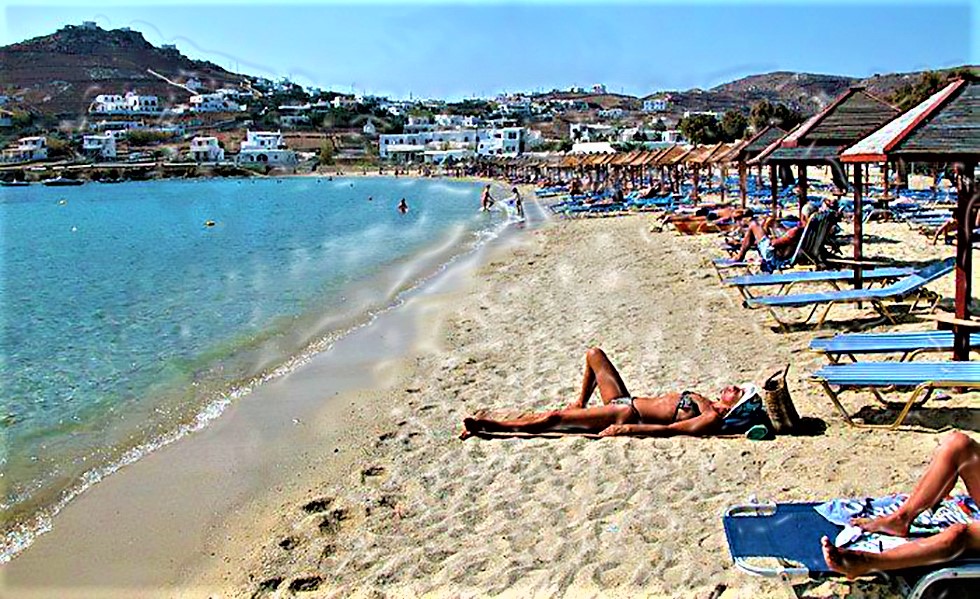 10 iconic ελληνικές παραλίες για να κολυμπήσεις αυτό το καλοκαίρι