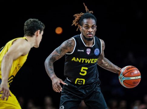 Στην Μπάμπεργκ ο Λι που είχε συμφωνήσει με την ΑΕΚ (pic)