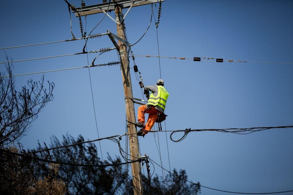 ΔΕΗ: Φόβοι για νέες διακοπές ρεύματος – Με εξώδικα θέλουν να μαζέψουν οφειλές 1 δισ. ευρώ