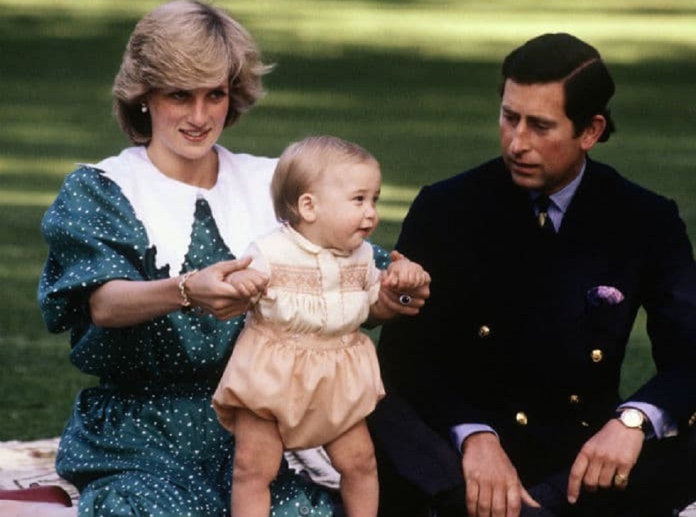 Πριγκίπισσα Νταϊάνα: Έτσι τη «σκότωσε» ο Κάρολος – Αποκαλύψεις για τις σχέσεις τους εκτός γάμου
