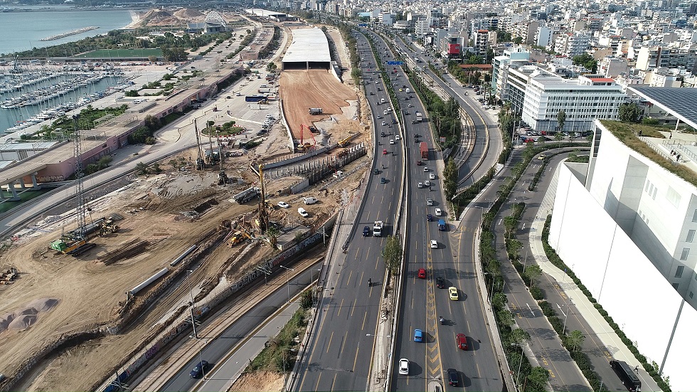 Ταλαιπωρία για τους οδηγούς στη Λεωφόρο Ποσειδώνος – Δίνεται το δεύτερο τμήμα στην κυκλοφορία