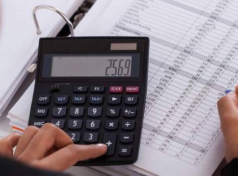 Έρχονται ηλεκτρονικά βιβλία και τιμολόγια – Τι αλλάζει