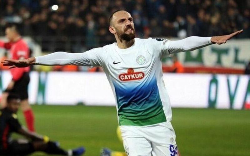 «Και ο Ολυμπιακός στο κόλπο για Μουρίκι»